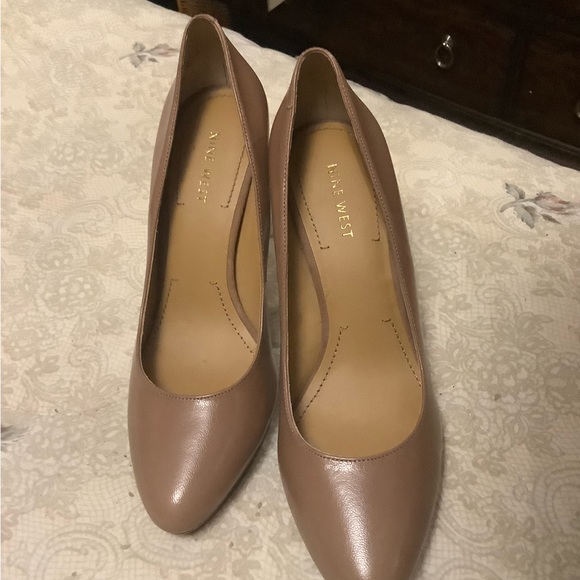 Nine West brand new brown size 8 - Picture 1 of 8